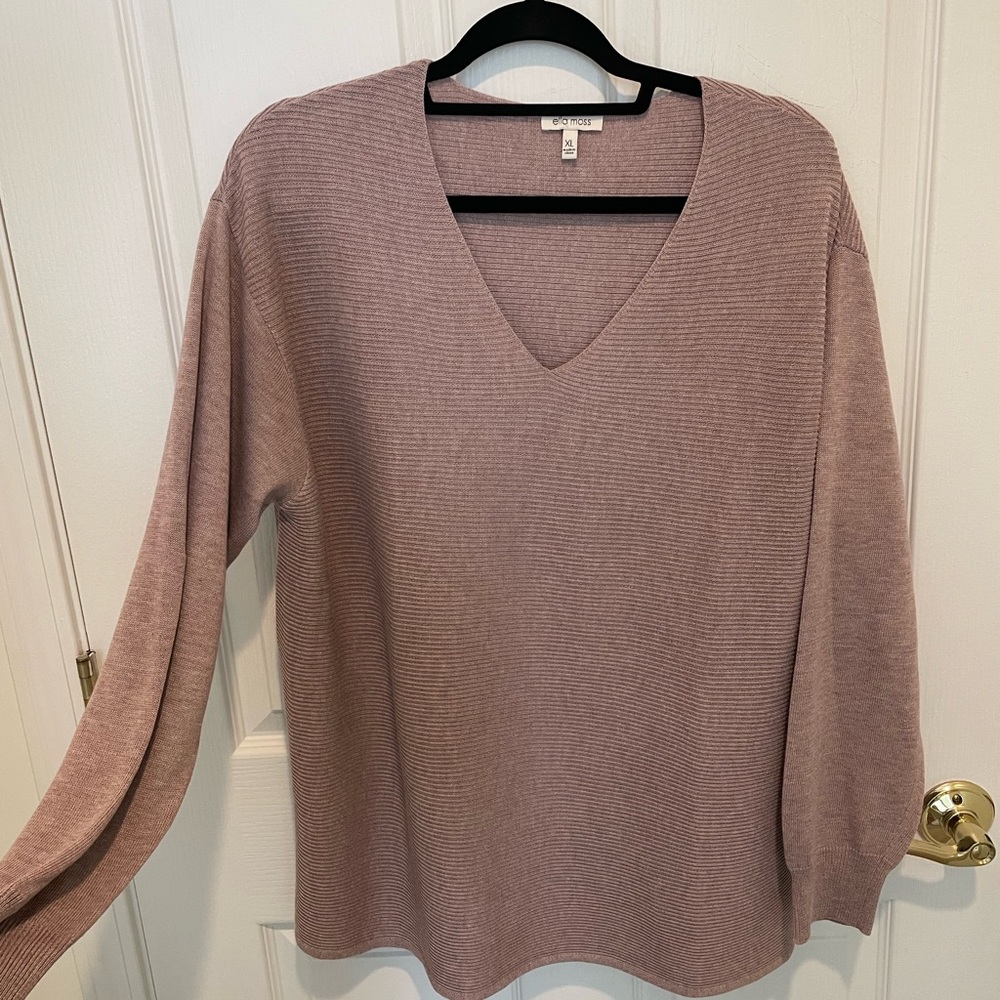 Like New knit top